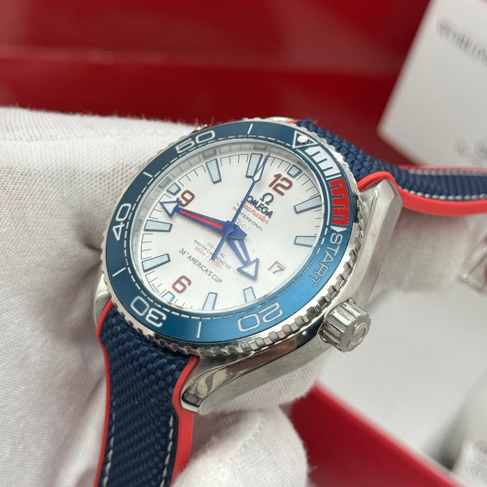 Omega Seamaster Planet Ocean 43.5mm “America’s Cup” Edition – White Dial, Blue Ceramic Bezel