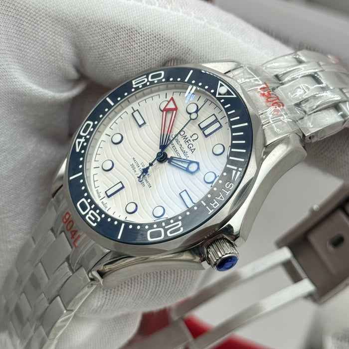 Omega Seamaster Diver 300M Co-Axial Master Chronometer 42mm – White Ceramic Dial