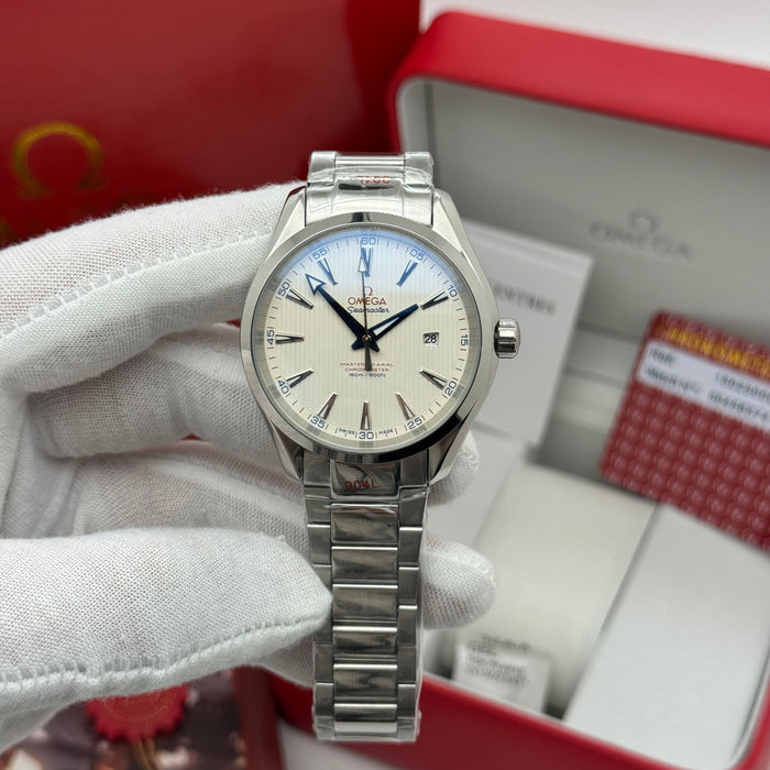 Omega Seamaster Aqua Terra Co-Axial Master Chronometer 41mm – Silver Teak Dial