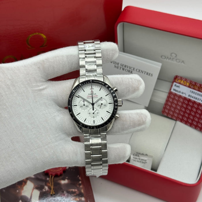 Omega Speedmaster Professional Moonwatch – White Dial with Black Bezel