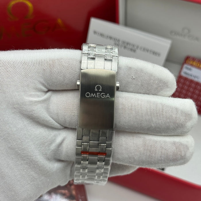 Omega Seamaster Diver 300M Co-Axial Master Chronometer Chronograph “America’s Cup”