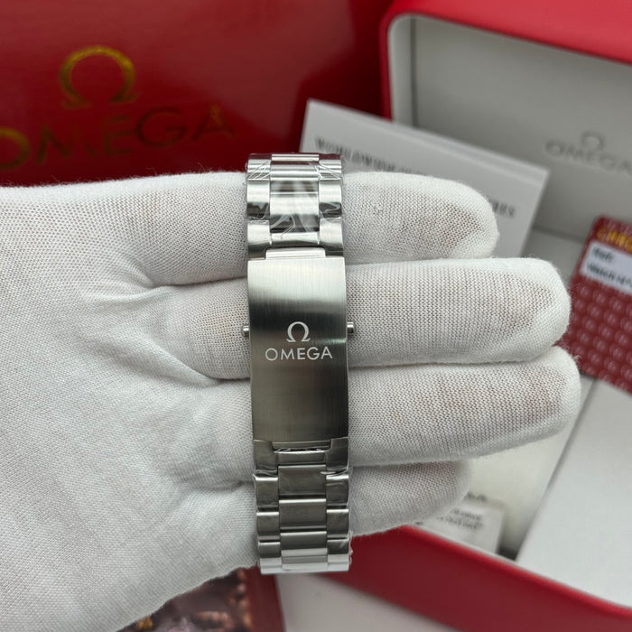 Omega Seamaster Planet Ocean 600M Co-Axial Master Chronometer – Blue Dial & Bezel