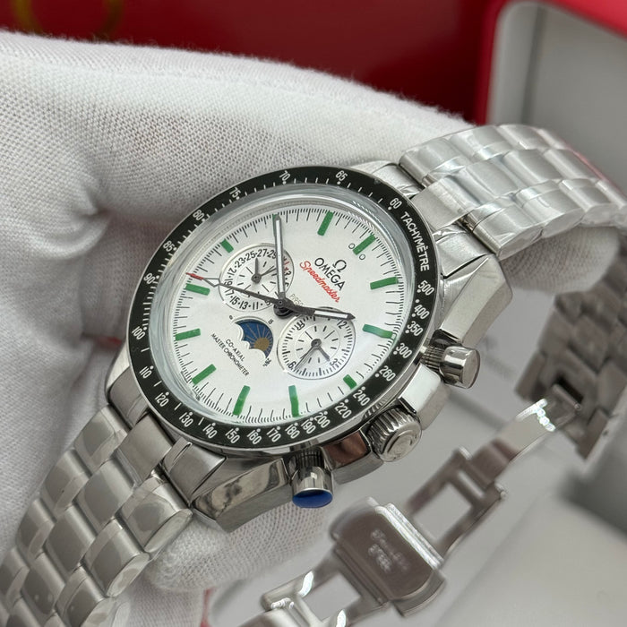 Omega Speedmaster Moonphase Co-Axial Master Chronometer Chronograph