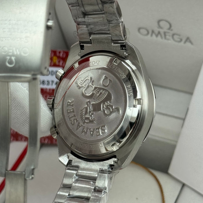 Omega Speedmaster Professional “Snoopy Award” Apollo 13 Edition – White Dial