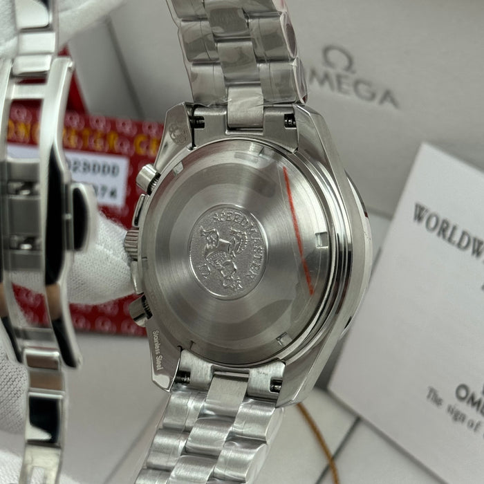 Omega Speedmaster Racing Co-Axial Master Chronometer – Black Dial