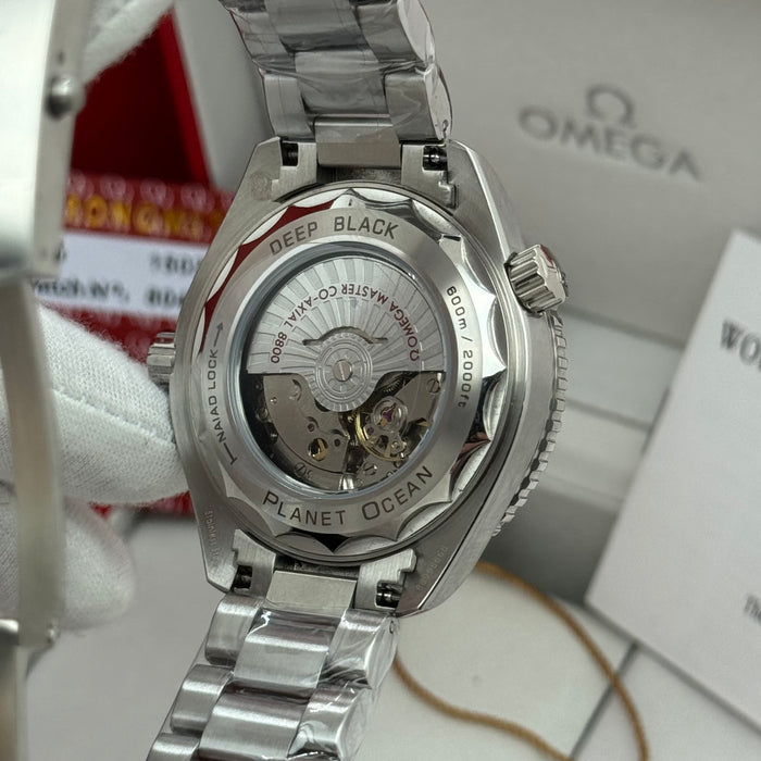 Omega Seamaster GMT Co-Axial Chronometer – Black Dial & Steel Bezel