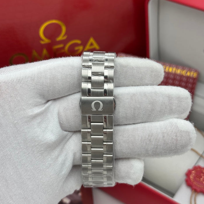 Omega Speedmaster MoonPhase Co-Axial Master Chronograph