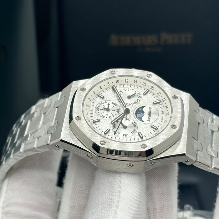Audemars Piguet Royal Oak Perpetual Calendar – Silver Dial – Swiss Super Clone 1:1