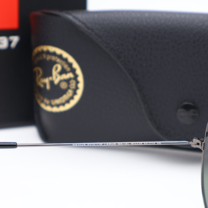 Ray.Ban