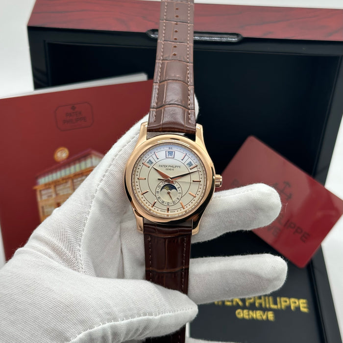 Patek Philippe Annual Calendar – Rose Gold – Moonphase – Leather Strap