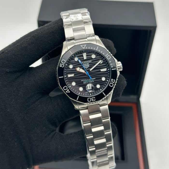 Tag Heuer Aquaracer Professional 300 Date