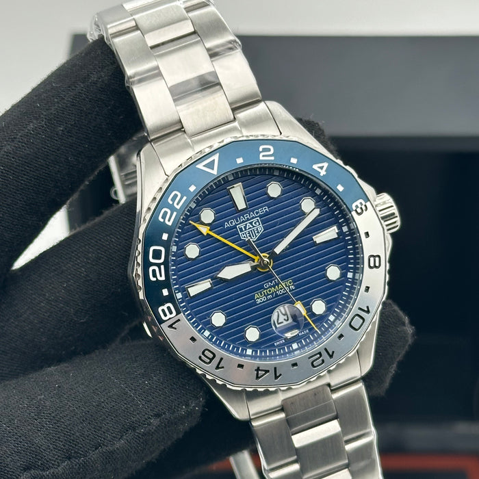 Tag Heuer Aquaracer Professional 300 Date