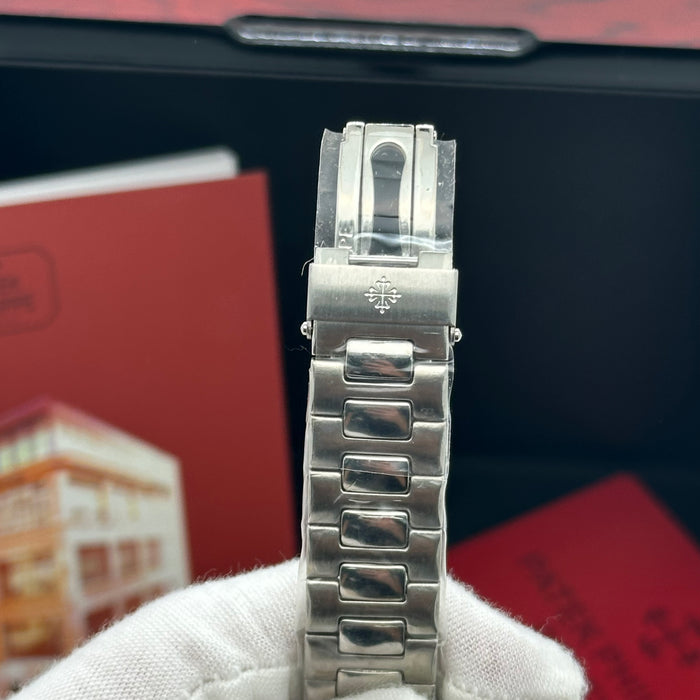 Patek Philippe Nautilus 40MM Diamond Bezel Automatic Watch – Black Textured Dial