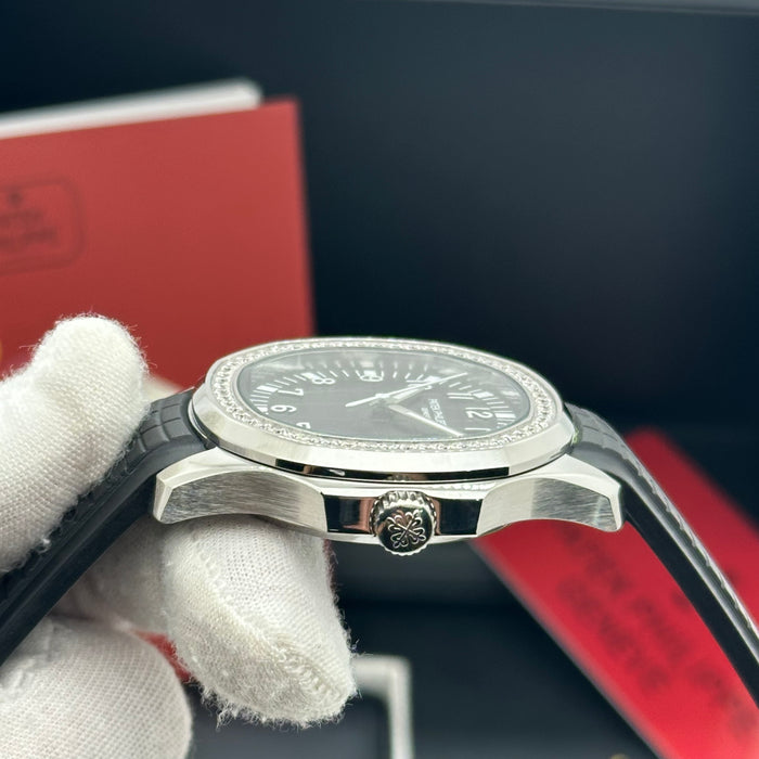 Patek Philippe Aquanaut 40MM Diamond Bezel Automatic Watch – Black Dial & Rubber Strap