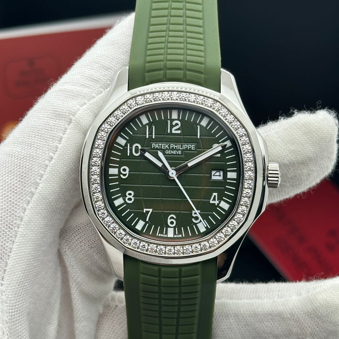 Patek Philippe Aquanaut 40MM | Green Dial – Diamond Bezel – Rubber Strap Edition