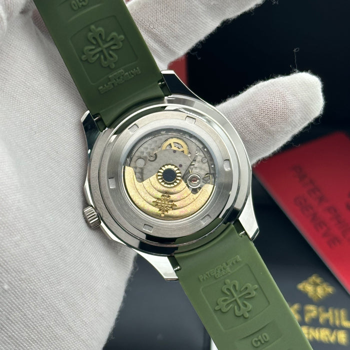 Patek Philippe Aquanaut 40MM | Green Dial – Diamond Bezel – Rubber Strap Edition