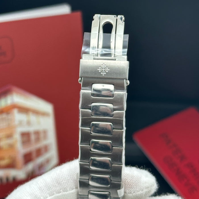 Patek Philippe Cubitus Annual Calendar MoonPhase– Turquoise Dial