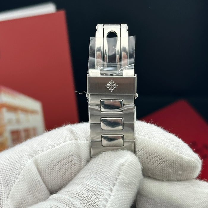 Patek Philippe Cubitus Annual Calendar MoonPhase– White Dial Automatic Watch