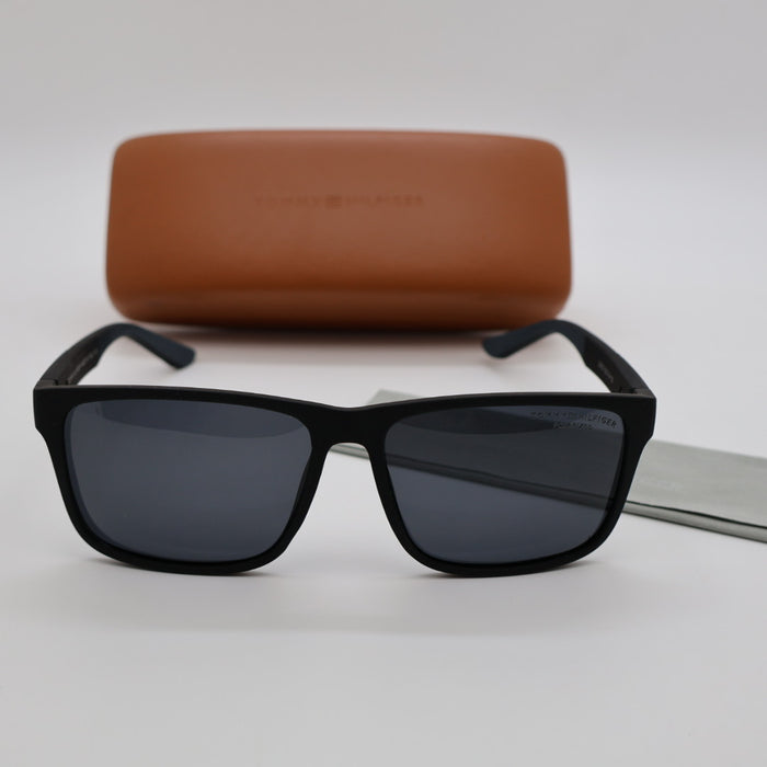 Tommy Hilfigher Polarized Sunglass MultiColor