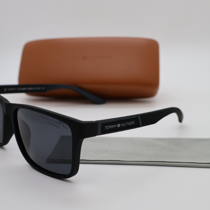 Tommy Hilfigher Polarized Sunglass MultiColor