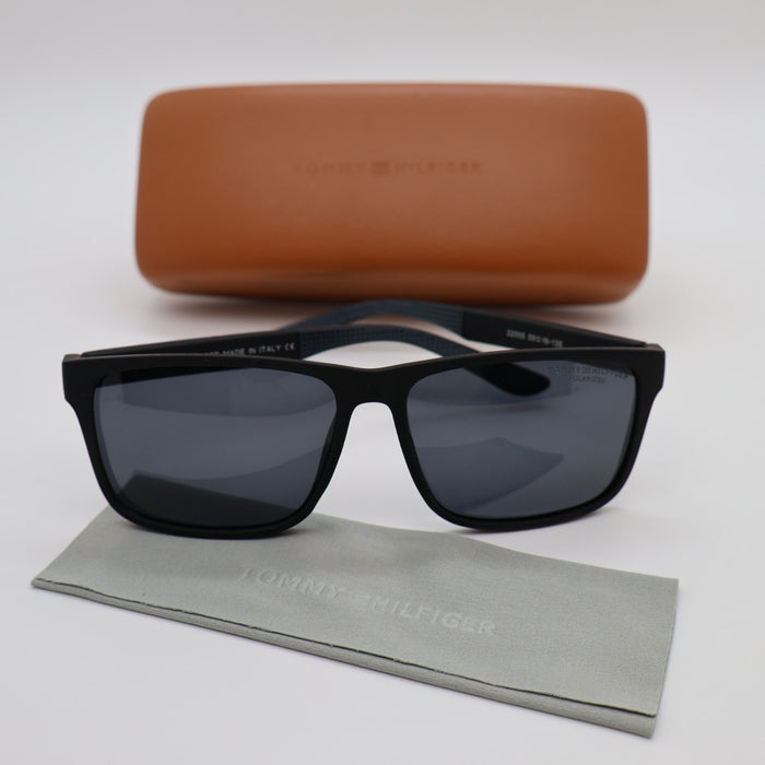 Tommy Hilfigher Polarized Sunglass MultiColor