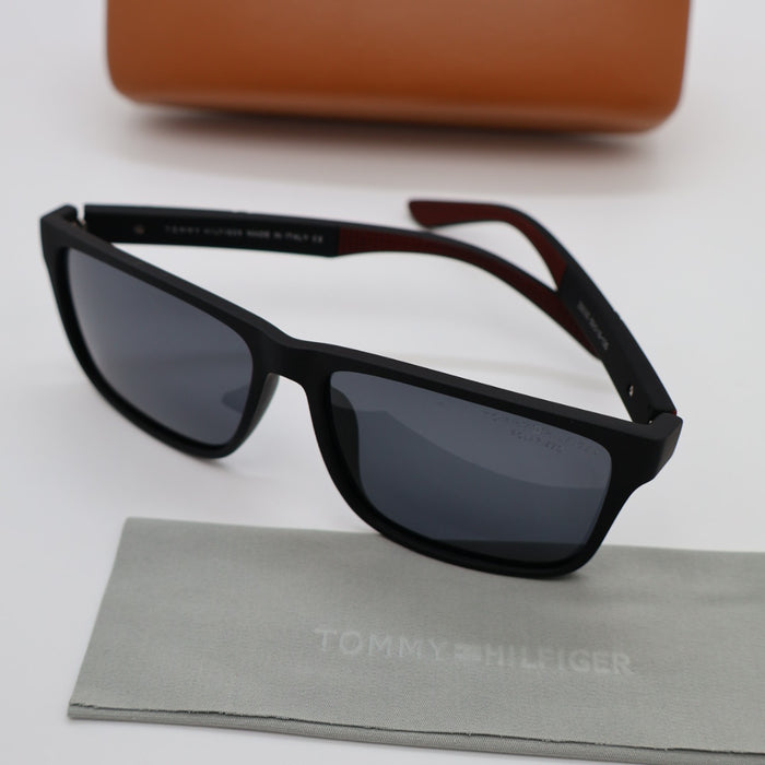 Tommy Hilfigher Polarized Sunglass MultiColor