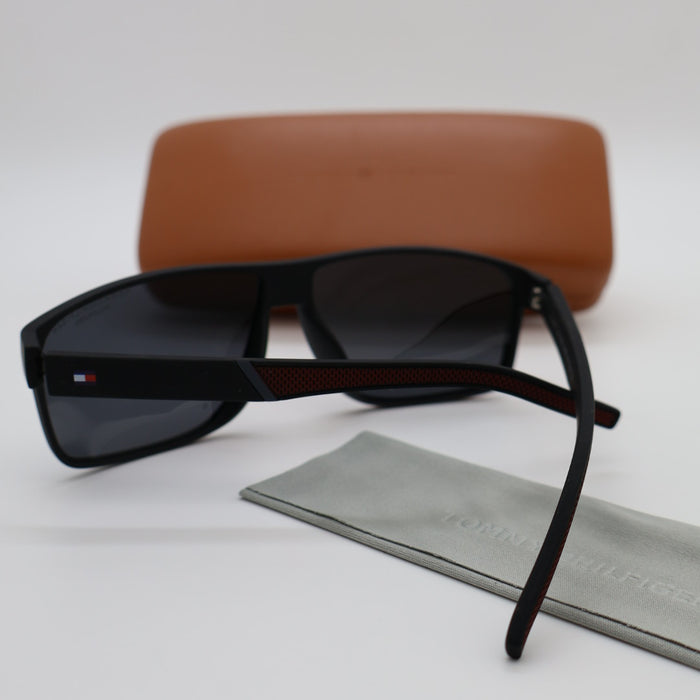 Tommy Hilfigher Polarized Sunglass