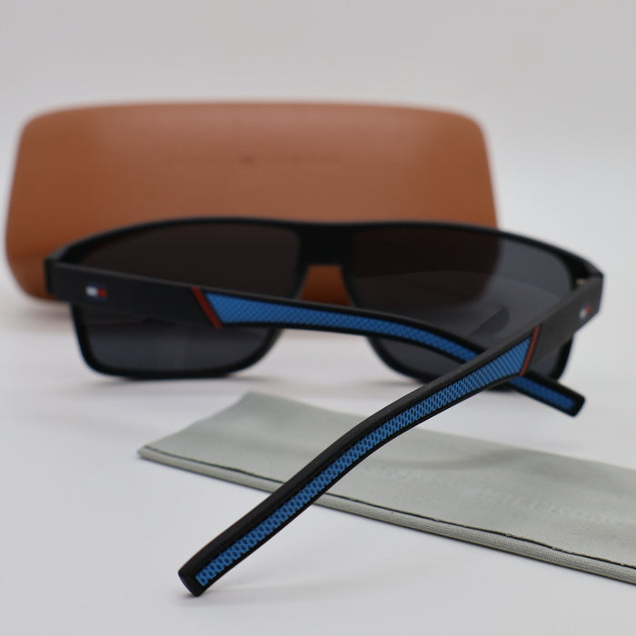 Tommy Hilfigher Polarized Sunglass