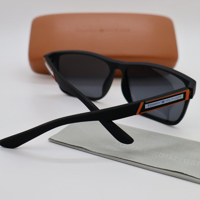 Tommy Hilfigher Polarized Sunglass MultiColor