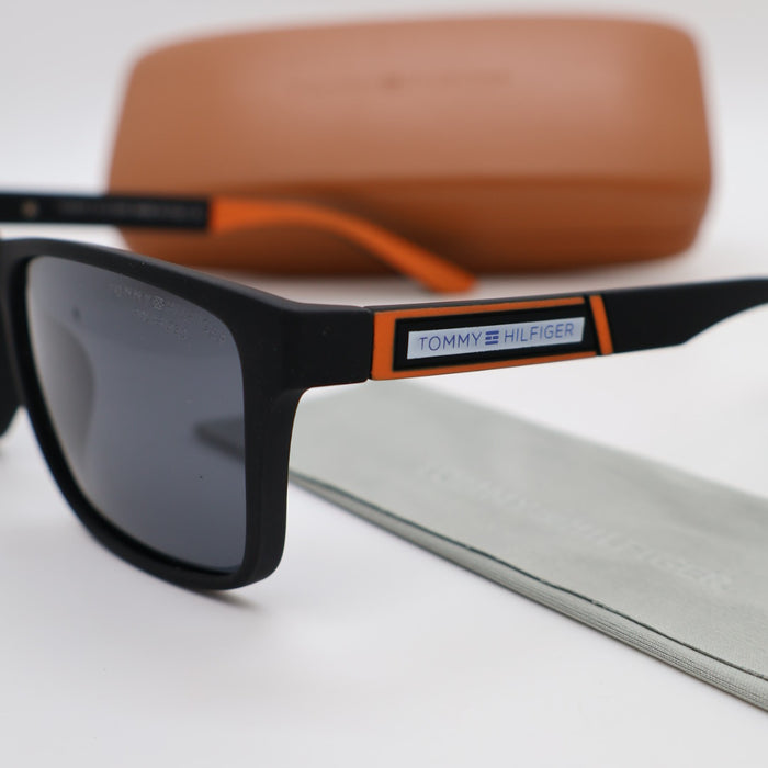Tommy Hilfigher Polarized Sunglass MultiColor