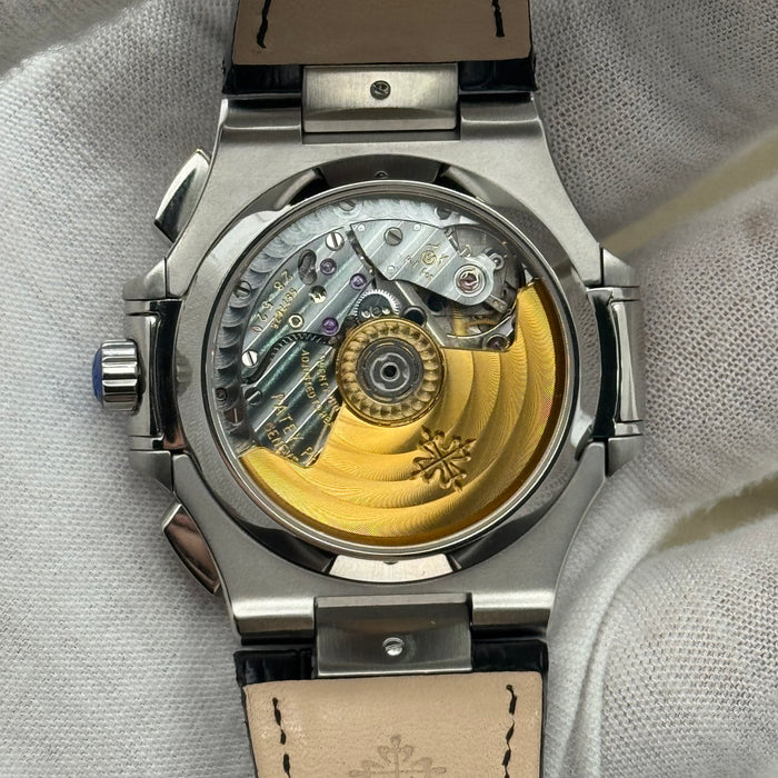 Patek Philippe Nautilus-Inspired Automatic Watch – Swiss Super Clone – White Dial (Leather Strap)