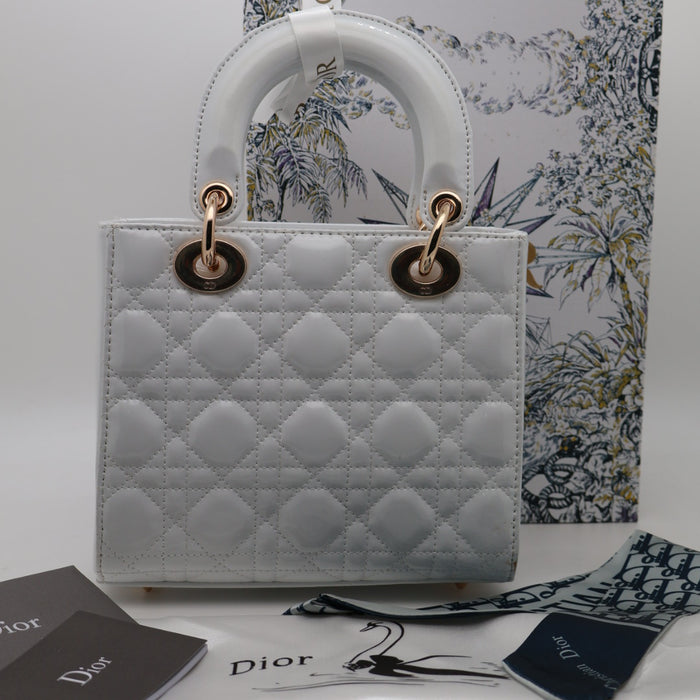 Christian Dior Lady Dior Medium Bag – Patent Cannage Leather