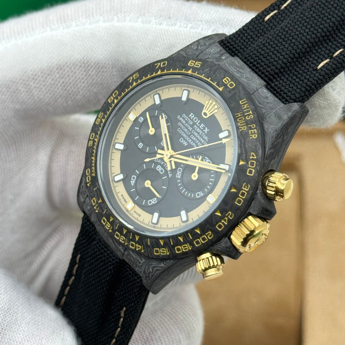 Rolex Daytouna Luxury Carbon Chronograph Watch – Black Dial with Gold Accents | Swiss Movement