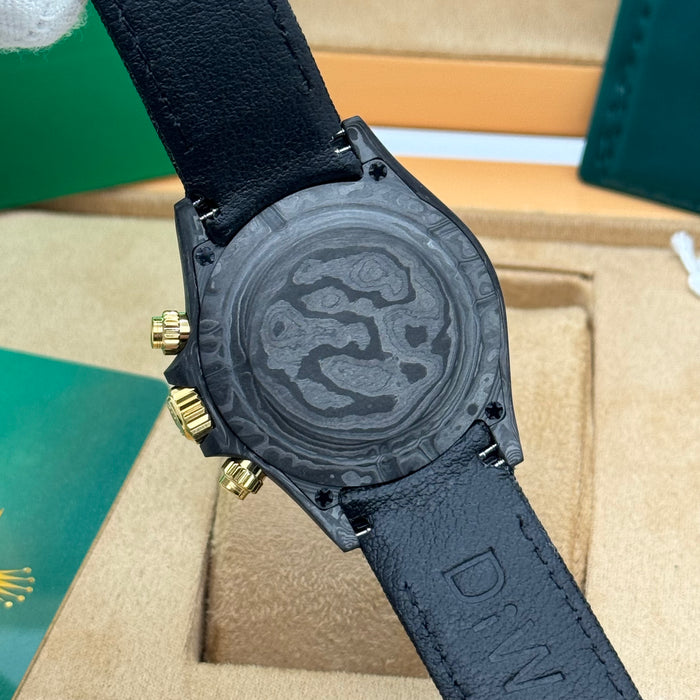 Rolex Daytouna Luxury Carbon Chronograph Watch – Black Dial with Gold Accents | Swiss Movement