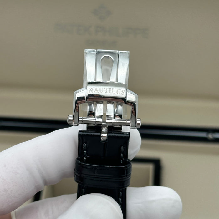 Patek Philippe Nautilus 5712 Blue Dial Moonphase Swiss Super Clone – Black Leather Strap | Automatic Movement