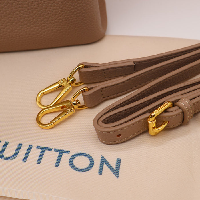 Louis Vuitton Capucines BB Bag – Grained Leather with Ivory LV Logo