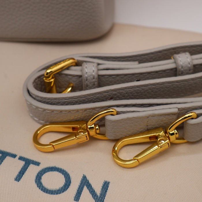 Louis Vuitton Capucines BB Bag – Grained Leather with Ivory LV Logo