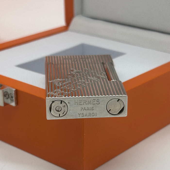 Hermès Style Silver Lighter – Engraved Edition | Paris Luxury Design