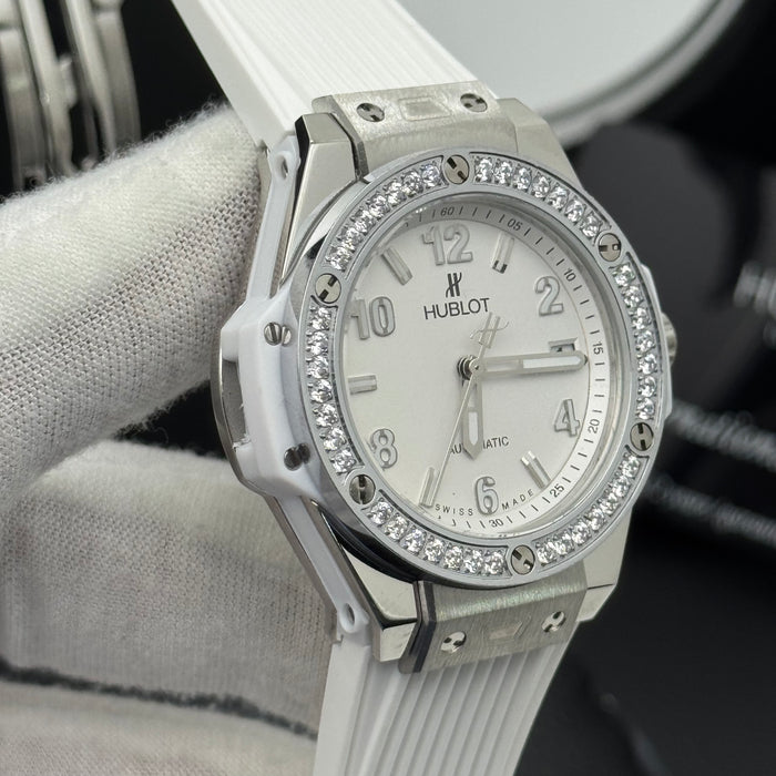 Hublot Classic Fusion Automatic 38MM – White Dial | Diamond Bezel & Rubber Strap