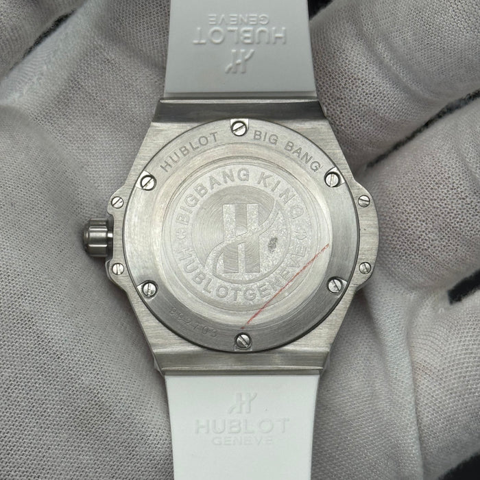 Hublot Classic Fusion Automatic 38MM – White Dial | Diamond Bezel & Rubber Strap