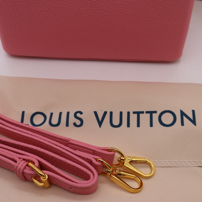 Louis Vuitton Capucines Grained Leather with Gold Chain Handle