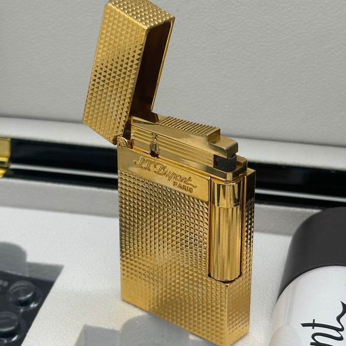 S.T. Dupont Gold Diamond Pattern Lighter – Luxury Classic (Full Set)
