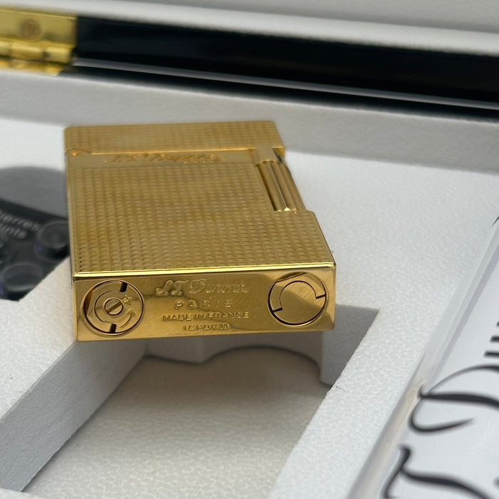 S.T. Dupont Gold Diamond Pattern Lighter – Luxury Classic (Full Set)