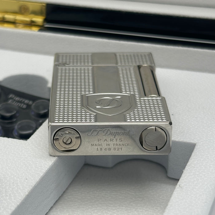 S.T. Dupont Silver Shield Edition Lighter – Signature Design (Full Set)
