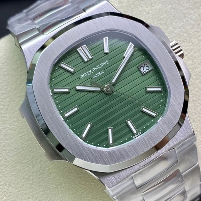 Patek Philippe Nautilus Self-Winding 41mm