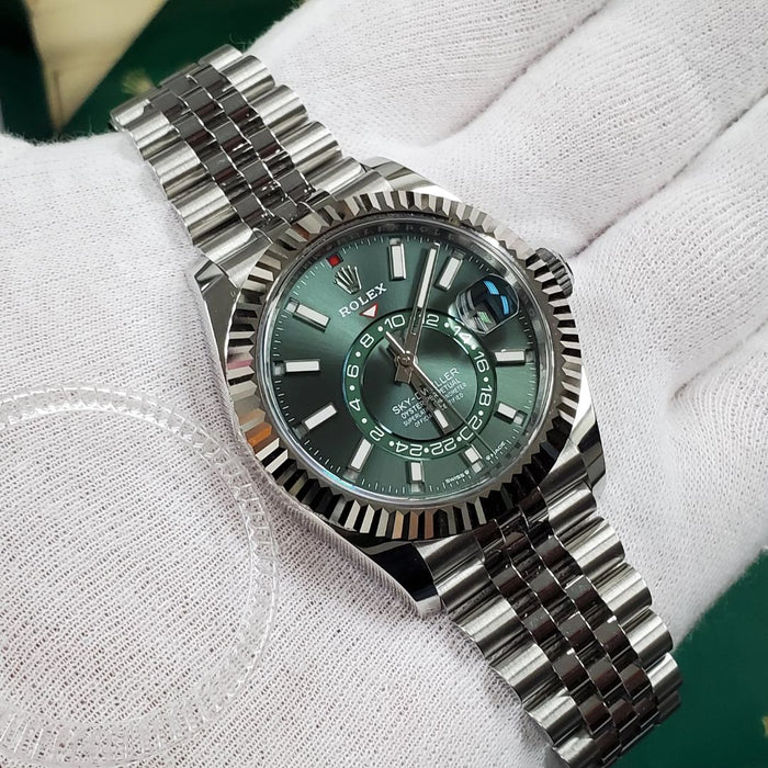 Rolex Sky-Dweller  Jubilee Bracelet MINT-GREEN